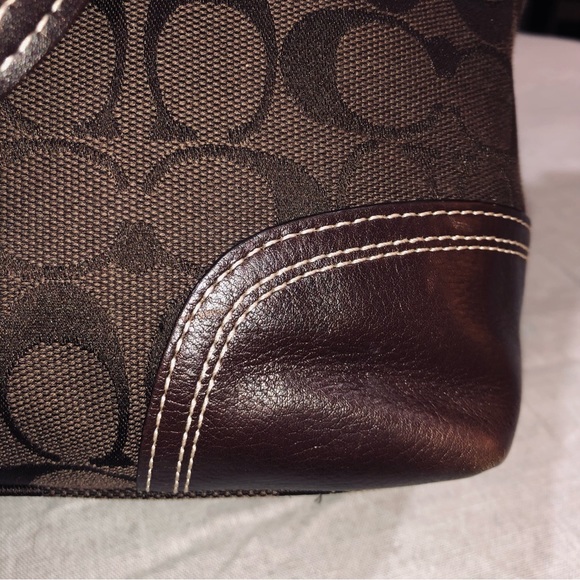 Coach classic Tote *Authentic* - Picture 9 of 12